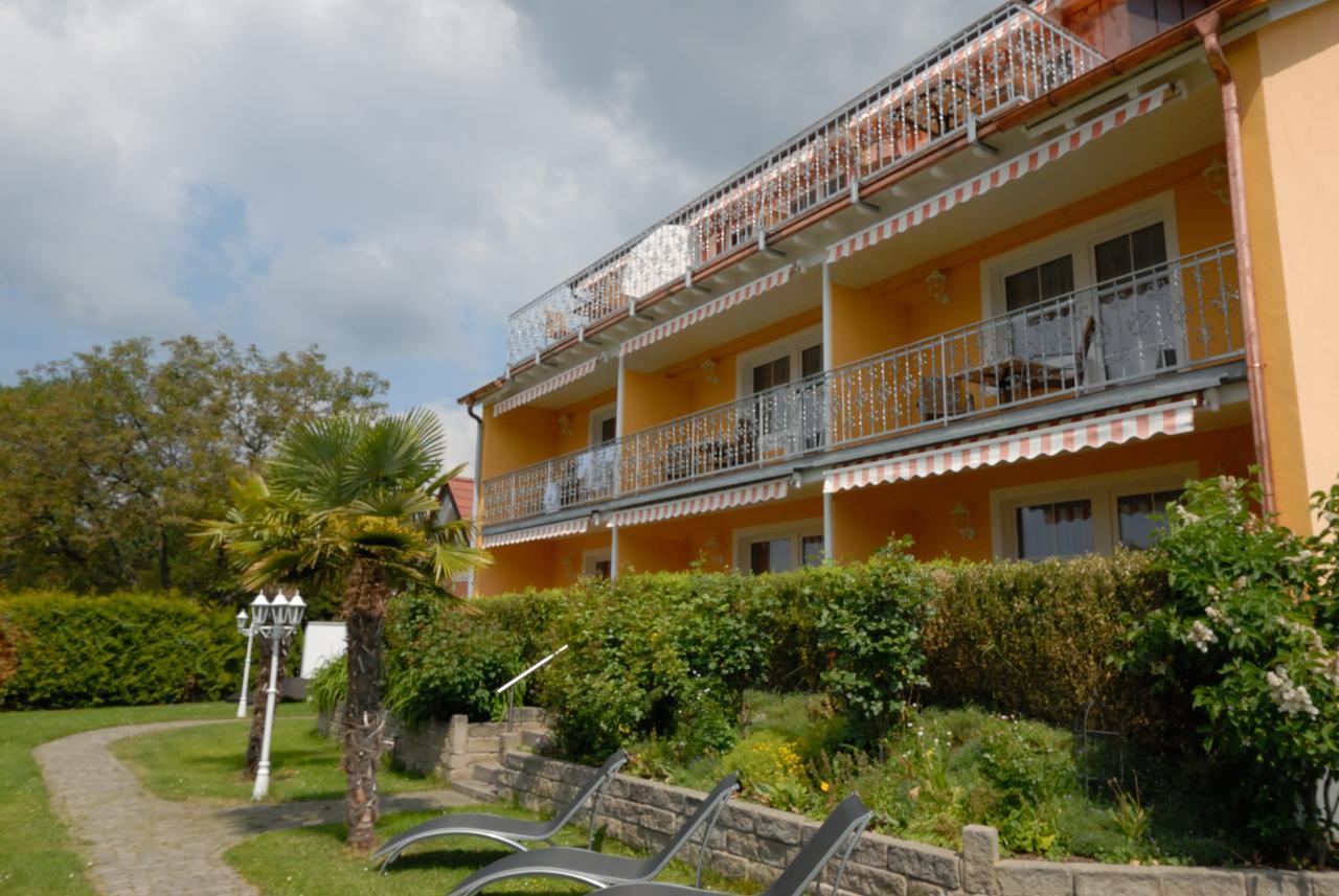 Landhaus Laugele Ferienwohnungen Nussdorf  Экстерьер фото